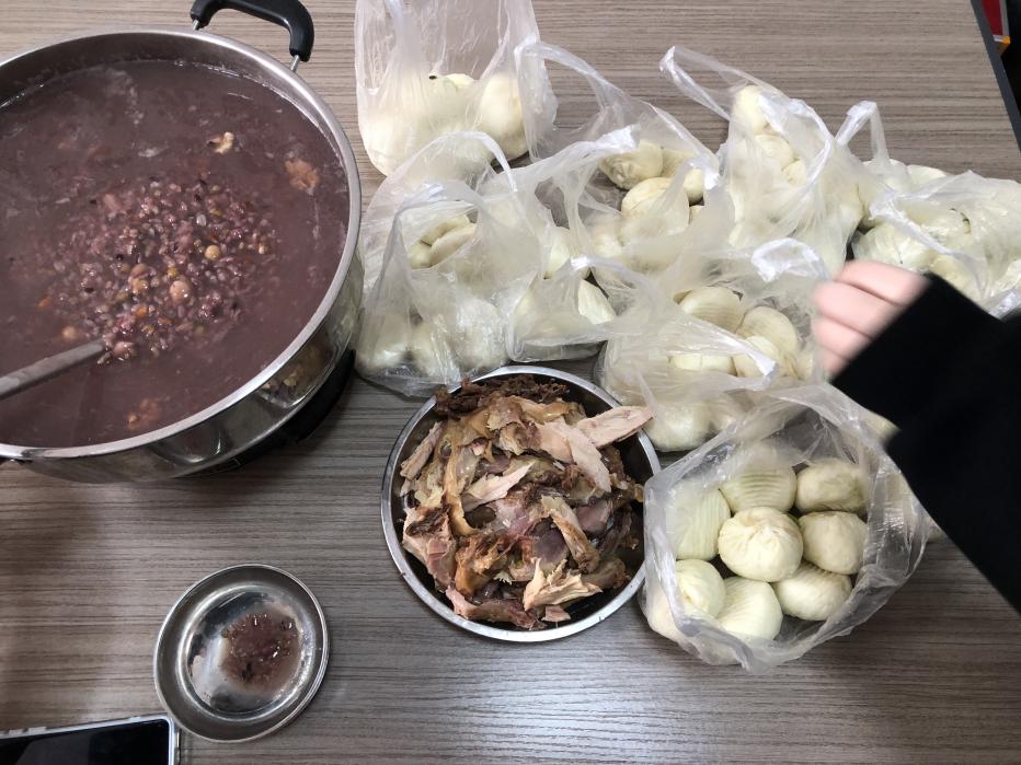 Zemeijia ஊழியர்கள் Laba விழாவைக் கொண்டாடுகிறார்கள்